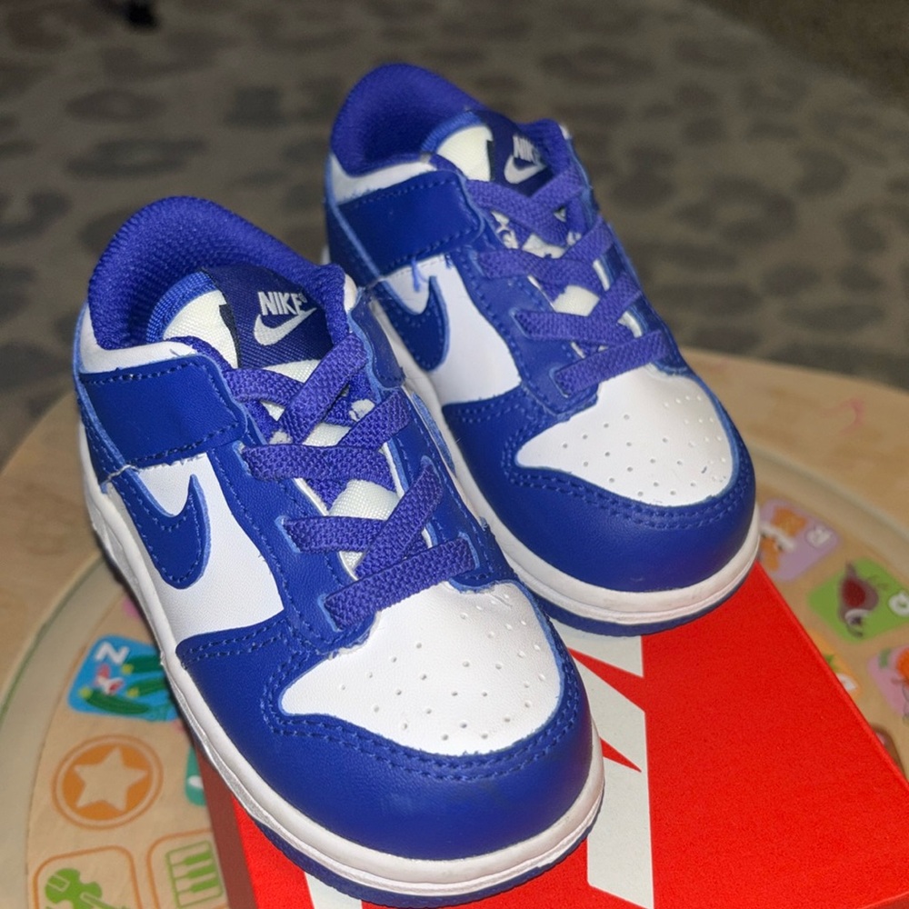 NIKE DUNK LOW TODDLER Size 6C Blue and White